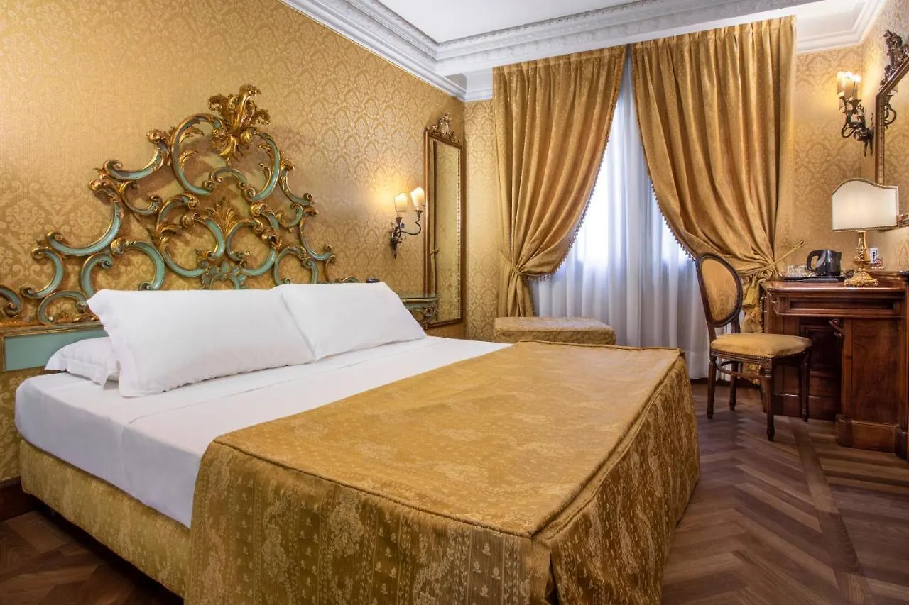 ** בית הארחה מלון Palazzina Veneziana איטליה