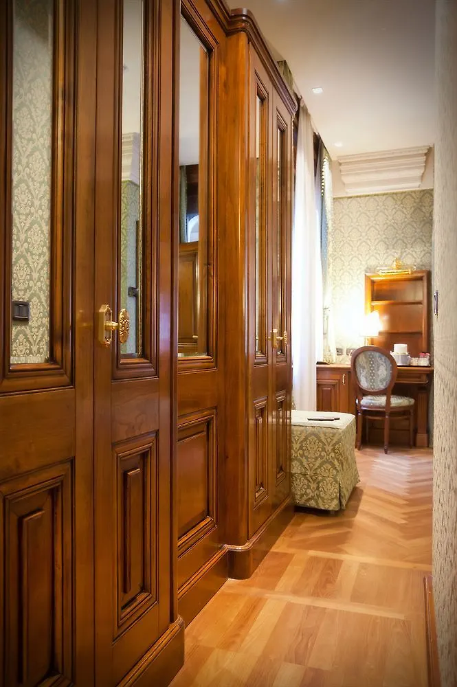 מלון Palazzina Veneziana בית הארחה